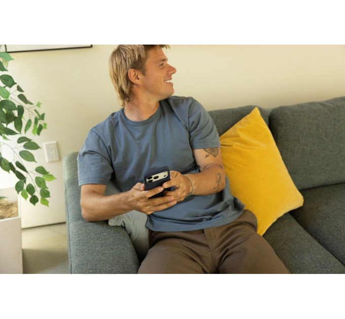 Чехол защитный uBear Touch Mag Case для iPhone 17 Pro Max, MagSafe силикон, софт-тач